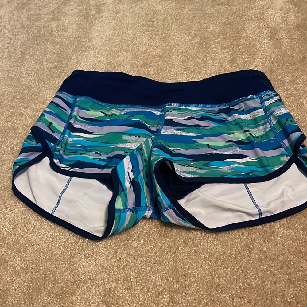 LuLulemon shorts